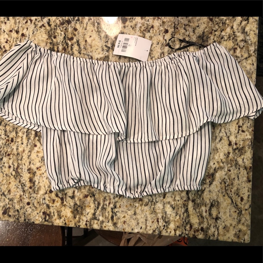Off-the-shoulder crop top